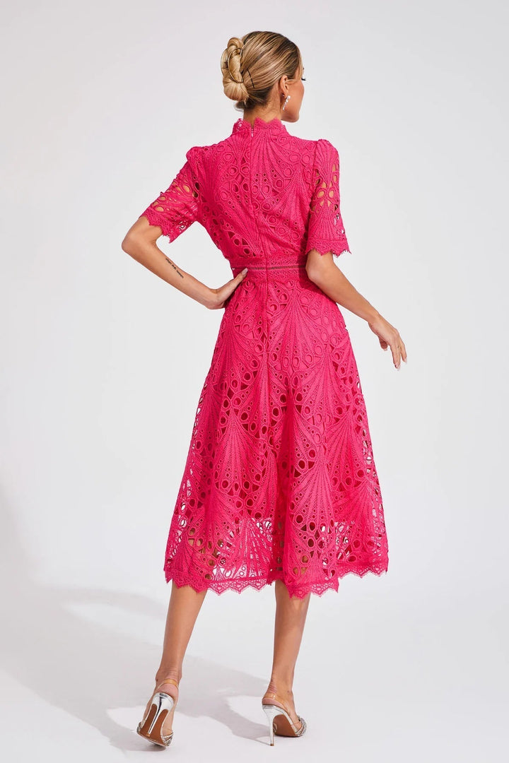 Vorelle - Vestito casual a maniche corte con ricami floreali