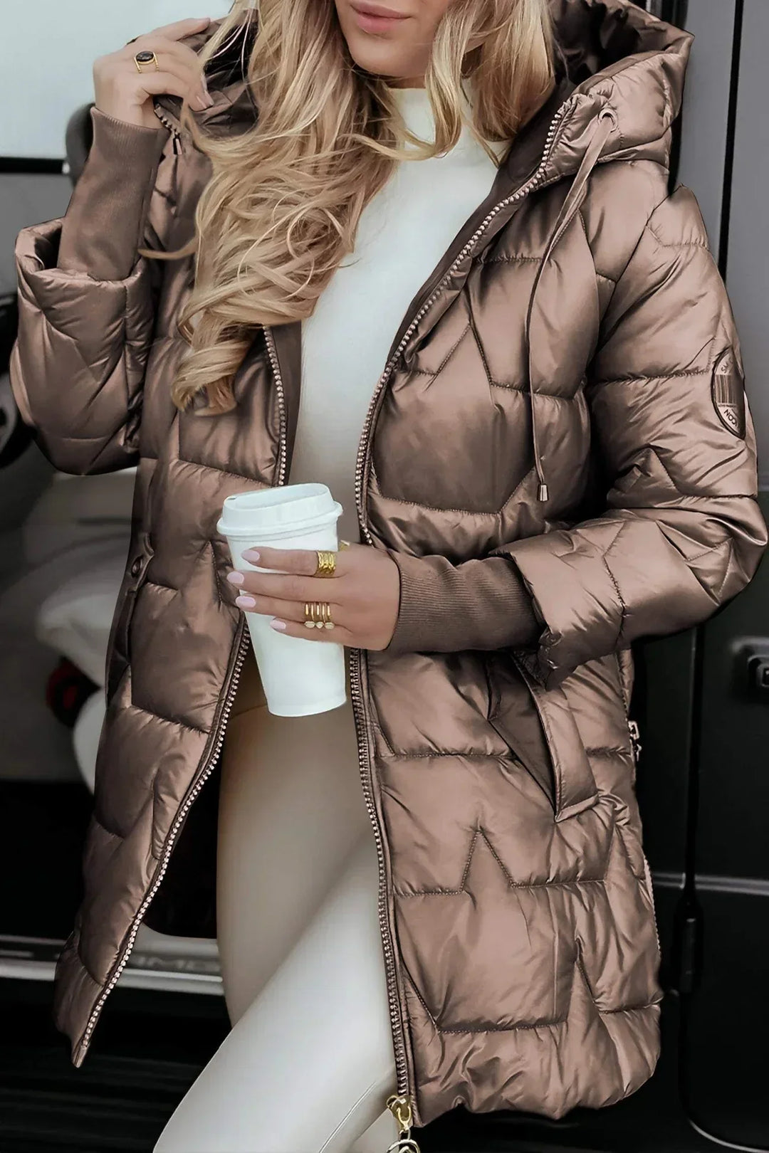 Ferrero | Cappotto invernale elegante con cappuccio e imbottitura